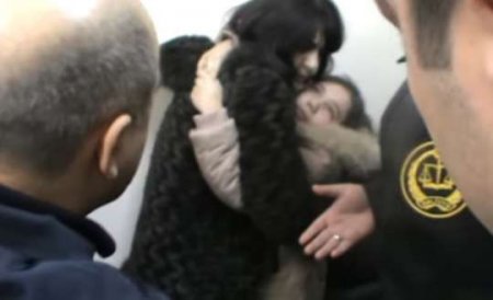 Nuray müvəqqəti olaraq xalasının yanına qaytarıldı