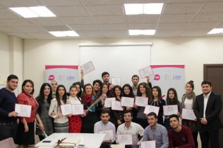 Nar”-ın “Təlim məktəbi” kurslarının ilk mərhələsi başa çatıb