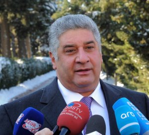 Azad Rəhimov: Maliyyə çətinliyinə görə İslam Oyunlarına gələ bilməyən ölkələrə yardım edəcəyik Azad Rəhimov: Maliyyə çətinliyinə görə İslam Oyunlarına gələ bilməyən ölkələrə yardım edəcəyik