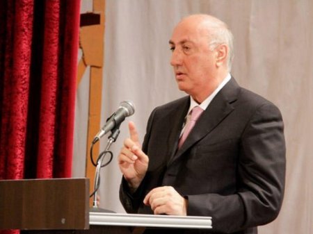 Zakir Fərəcov tikintiyə ayrılmış 3 milyon manatı necə mənimsəyib?