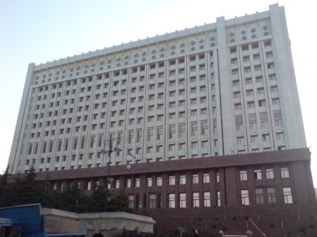 Müdhiş rezident təftiş: İcra başçılarının xarici biznesi yoxlanır - SİYAHI