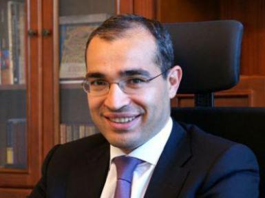 Gəncə şəhər 10 saylı orta məktəbdə baş verənlər müəlimləri ayağa qaldırdı