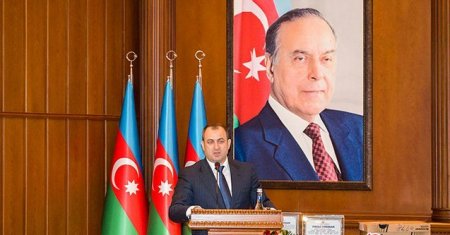 Nərimanov rayon icra başçısı Abdin Fərzəliyev hesabat verdi - FOTOLAR