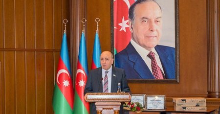 Nərimanov rayon icra başçısı Abdin Fərzəliyev hesabat verdi - FOTOLAR