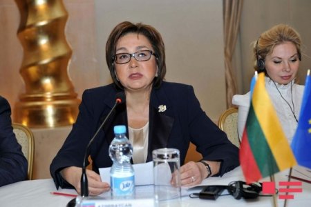 Məleykə Abbaszadə: 