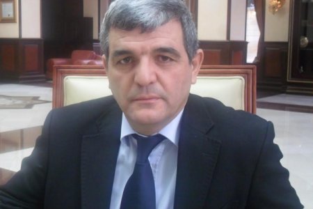 Fazil Mustafa: “Bir nazirin işdən çıxarılması islahat sayılmaz”