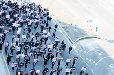  Xocalı soyqırımının 25-ci ildönümü münasibətilə Bakıda Prezidentin iştirakı ilə "Xocalı yürüşü" keçirilib - FOTO