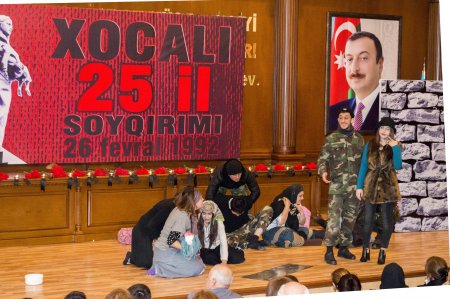 Nərimanov rayon İcra Hakimiyyətində  Xocalı soyqırımının 25-ci ildönümünə həsr olunmuş anım tədbiri keçirilib