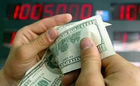 Azərbaycanda dollar yenidən bahalaşdı- RƏSMİ