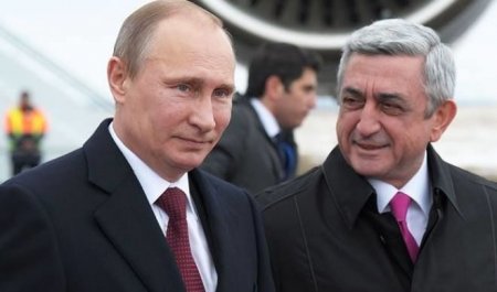 Putin Sarkisyana RAZILIQ VERDİ