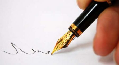 Fransada daxili işlər naziri istefa verdi