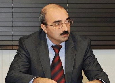 Mikayıl Cabbarovun müavininə arxayınlaşan məktəb direktoru şikayətçiyə rüşvət təklif edir?!:“nə qədər desən, verəcəyəm” Mikayıl Cabbarovun müavininə arxayınlaşan məktəb direktoru şikayətçiyə rüşvət təklif edir?!:“nə qədər desən, verəcəyəm”