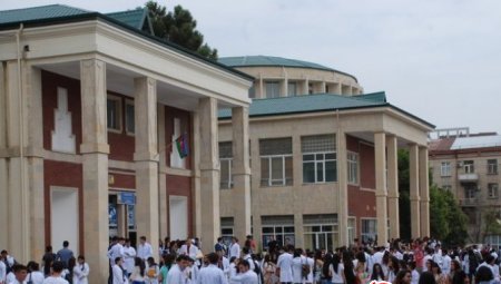 Dövlət xəstəxanalarındakı rezidentlərə 3 aydır ki, maaş verilmir - ŞİKAYƏT