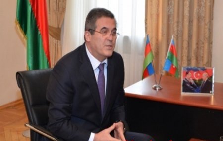 Qaradağ rayon icra başçısının qardaşı sahibkarlardan aylıq toplayır -ŞİKAYƏT VAR