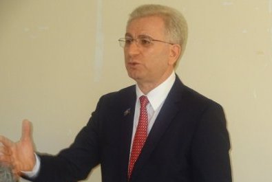 Seçiciləri deputat Bəxtiyar Əliyevin axtarışına çıxıblar: 