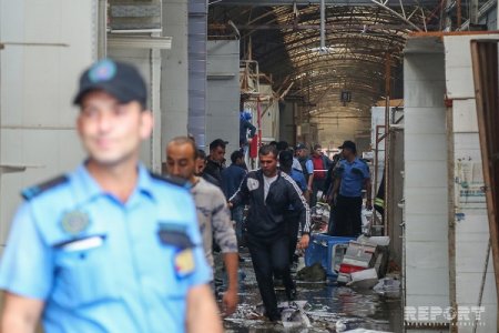 Binə ticarət mərkəzi yanır: FHN hadisə yerindədir