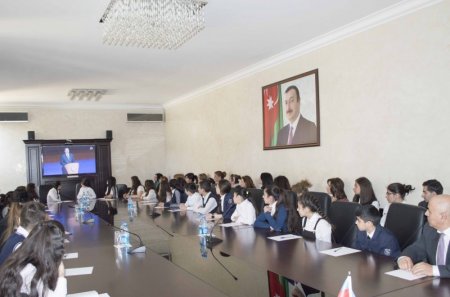 Nərimanov rayonunda “Aprel döyüşləri bizim şanlı tariximizdir” mövzusunda tədbir keçirilib 