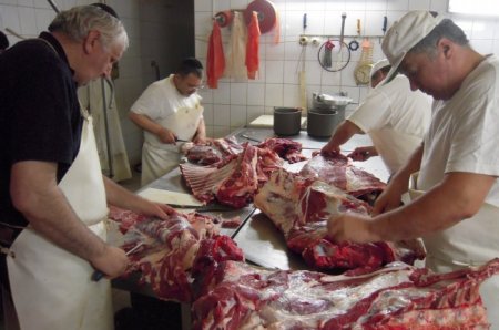 Mal, qoyun və quş əti bahalaşıb - RƏSMİ