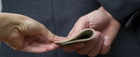 16 saylı bağçanın müdiri Yeganə Kərimovanın RÜŞVƏT qalmaqalı