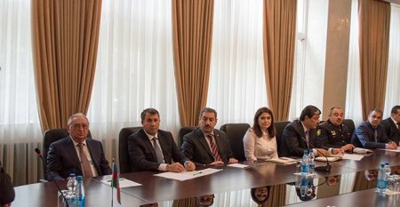 Nərimanov Rayon İcra Hakimiyyəti başçısı yanında Şuranın iclası keçirilib 