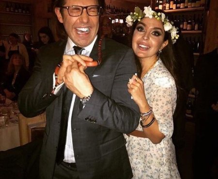 Mehriban Əliyeva qızının Moskvadakı sərgisində - Fotolar 