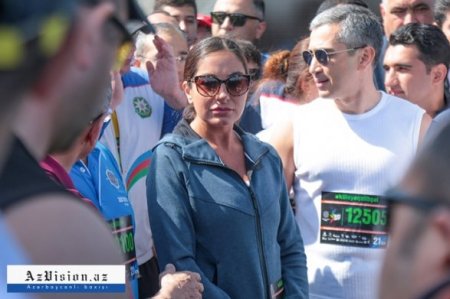 Arzu Əliyeva, Mədət Quliyev və Yaqub Eyyubov "Bakı Marafonu"nda qaçdılar - FOTOLAR 