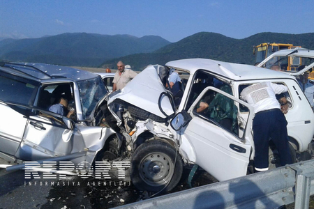 Gəncədə yol qəzası zamanı xəsarət alan 4 nəfərin adı məlum olub- YENİLƏNİB- SİYAHI Gəncədə yol qəzası zamanı xəsarət alan 4 nəfərin adı məlum olub- YENİLƏNİB- SİYAHI