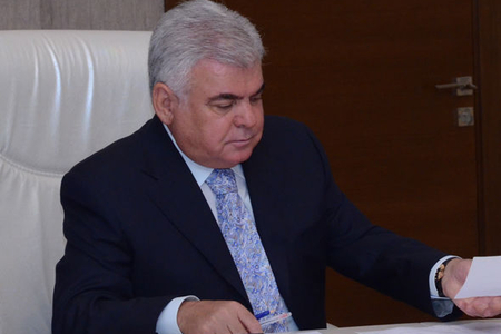 Sabiq nəqliyyat naziri Ziya Məmmədovun ətrafında halqa daralmaqdadır Sabiq nəqliyyat naziri Ziya Məmmədovun ətrafında halqa daralmaqdadır