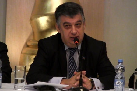 Əli Məsimli: “Beynəlxalq Bankın sağlamlaşdırılmasının “astarı Əli Məsimli: “Beynəlxalq Bankın sağlamlaşdırılmasının “astarı