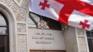 Bakıda bu səfirliyin maşını qəzaya düşdü