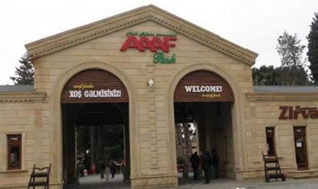 AAAF Park yaşayış kompleksinin sakinləri etiraz edir - “BORCU YARADAN DİREKTORUN KAFELƏRİDİR” AAAF Park yaşayış kompleksinin sakinləri etiraz edir - “BORCU YARADAN DİREKTORUN KAFELƏRİDİR”