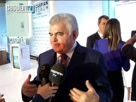 Ziya Məmmədovun gömrükdə oliqarx vəzifəli qohumu işdən qovula bilər Ziya Məmmədovun gömrükdə oliqarx vəzifəli qohumu işdən qovula bilər