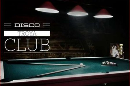 Ərəb turist gecə klubunda döyüldü - Bakıda kütləvi dava