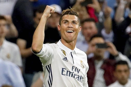 Dünyanın ən çox qazanan futbolçularının siyahısı açıqlanıb