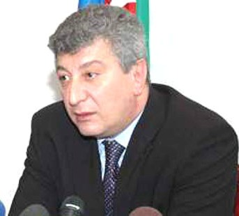 Standartlaşdırma, Metrologiya və Patent üzrə Dövlət Komitəsinin sədri Ramiz Həsənovun da faəliyyətindən narazılıq var...  