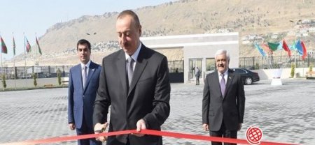 Prezident Bakı Ali Neft Məktəbinin kampusunun açılışında 