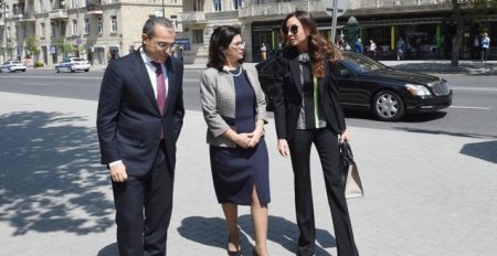 Mehriban Əliyeva nazirlə açılışda - Foto