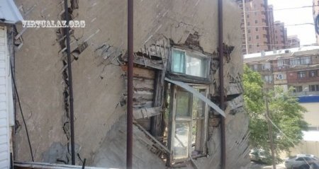 “Azəravtoyol” Bakının mərkəzində sakinləri hədələyərək evindən köçürür