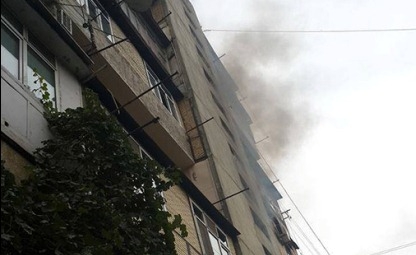 Bakıda bina yanır - YENİLƏNİB