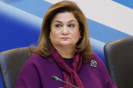 Komitə sədri: “Azərbaycanda iki milyon altı yüz min uşaq var” Komitə sədri: “Azərbaycanda iki milyon altı yüz min uşaq var”