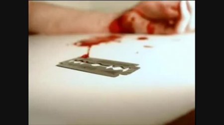 Borca görə intihar etdi - Azərbaycanda