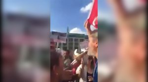 PKK-nın CHP ilə birlikdə keçirdiyi “Ədalət yürüşü”nə Türkiyə bayrağı buraxılmadı