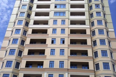 Fəhlə hündürlükdən yıxılaraq öldü