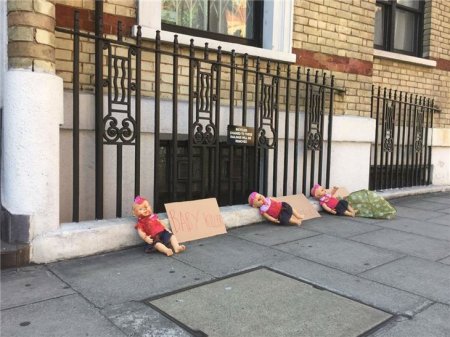 Ermənistanın Londondakı səfirliyi qarşısında etiraz aksiyası keçirilib