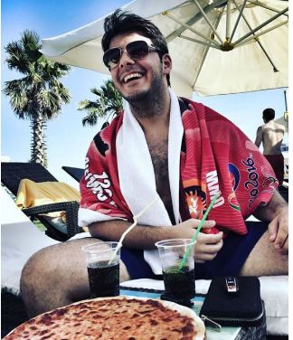 Güləşçilərə verməyə pul tapa bilməyən vitse-prezident Elçin Cəfərovun oğlunun dəsgahı — BAHALI MAŞINLAR, LÜKS HƏYAT 