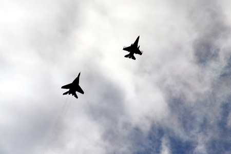 Azərbaycan MiQ-29-ları havaya qaldırır (FOTO)..