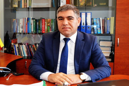 Vüqar Bayramov: “Rusiyaya qarşı iqtisadi müharibə ölkəmizə də təsir edəcək”