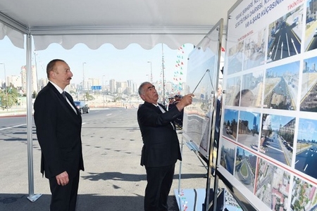 Prezident İlham Əliyev paytaxtın keçmiş “Sovetski” ərazisində yeni yolların açılışında iştirak edib