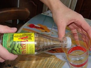 Qazaxda 29 yaşlı qadın sirkə turşusu içib