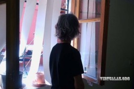 Bakıdakı evini 3 manata, doğma qızını 30 manata satmış qadın...